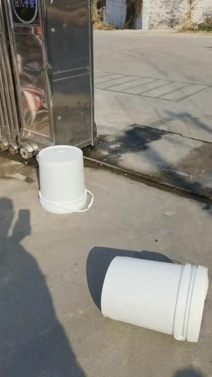 跌落测试视频2[00_00_15][20220306-175920].png